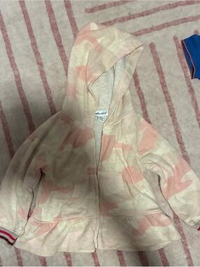 Splendid Girls' Pink & Cream Camo Hooded Zip Jacket